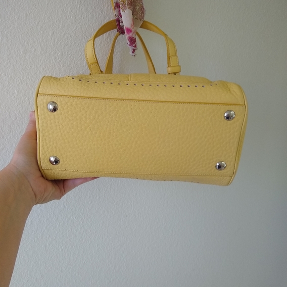 Coach Purse - Picture 6 of 8